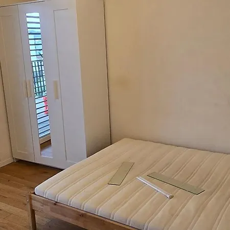 Apartment Entier 85m2, 2 Chambres, 2 Salles De Bain, Salon, Cuisine Entierement Equipee, Au Bouveret Port-Valais