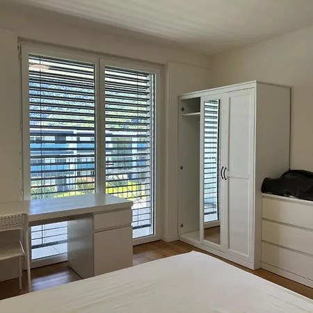 Entier 85m2, 2 Chambres, 2 Salles De Bain, Salon, Cuisine Entierement Equipee, Au Bouveret Port-Valais