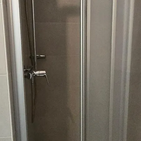 Entier 85m2, 2 Chambres, 2 Salles De Bain, Salon, Cuisine Entierement Equipee, Au Bouveret * Port-Valais