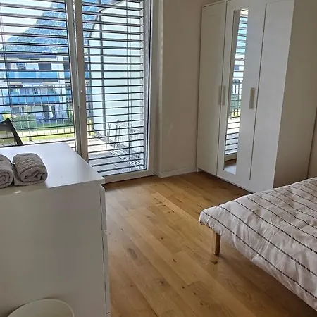 Entier 85m2, 2 Chambres, 2 Salles De Bain, Salon, Cuisine Entierement Equipee, Au Bouveret Apartmán *